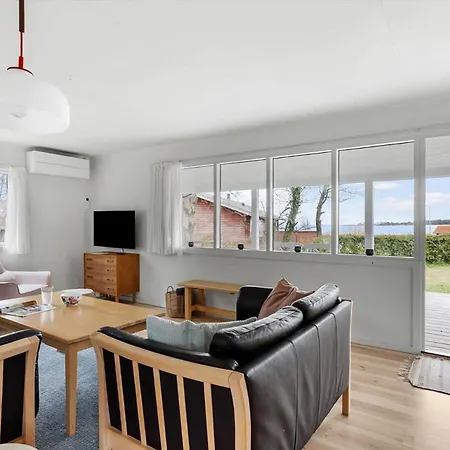 3663-nexo-strandvolden-3 * Neksø